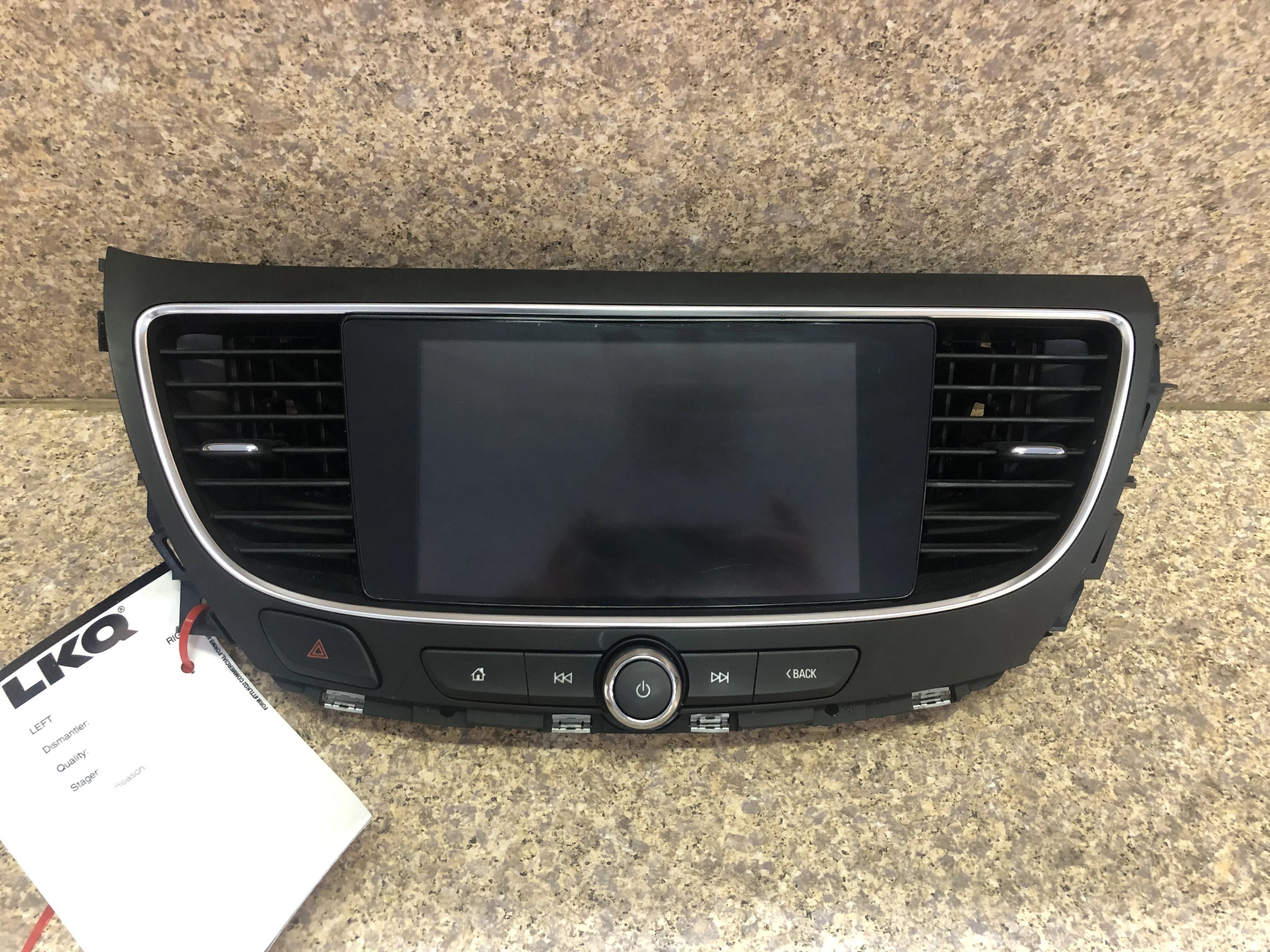 Pre-Owned 17-18 Buick LaCrosse AM FM Radio Control Panel w/ Bezel OEM LKQ (Good)